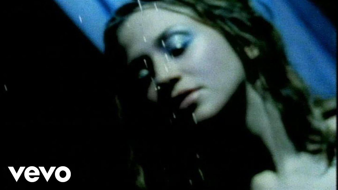 en 1999 publicó su álbum frontera