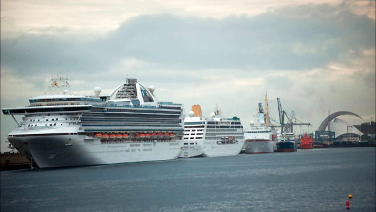 el puerto mas grande de españa