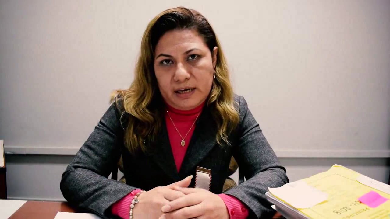 se puede hablar con un fiscal