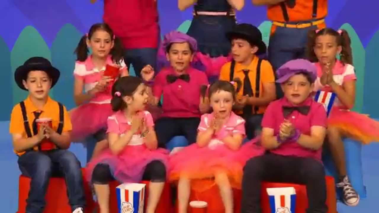 que empiece ya que el público se va